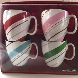 2007 Starbucks holiday mug set